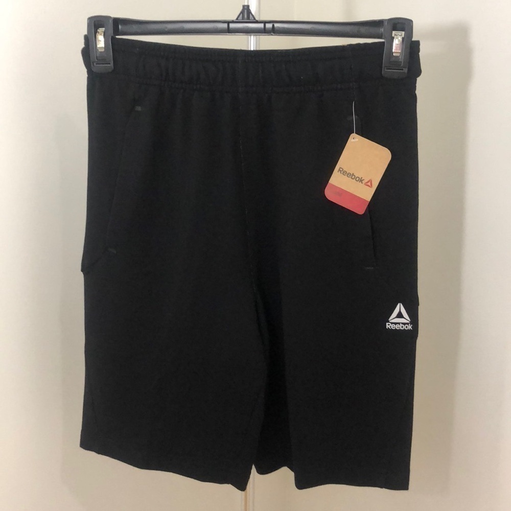 New Reebok Men's 9" Tapered Black Athletic Shorts